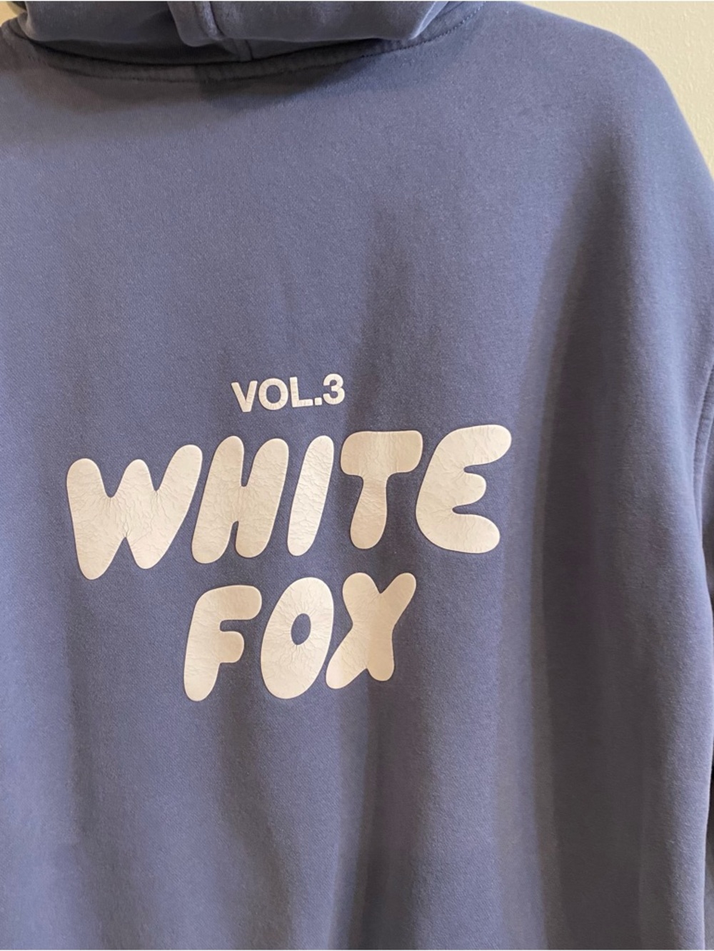 White Fox Vol.3 Women's Oversized Pullover Hoodie Size S/M Ocean Blue/White - Picture 4 of 16